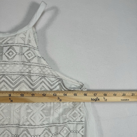 Ethereal Sleeveless High Neck Top Womens Size Medium Layered Lace Tie Back White - Picture 6 of 10